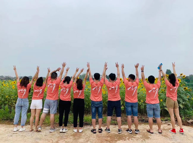 HiShop老兵营班会|千里驰骋不忘本,共聚一心齐向前