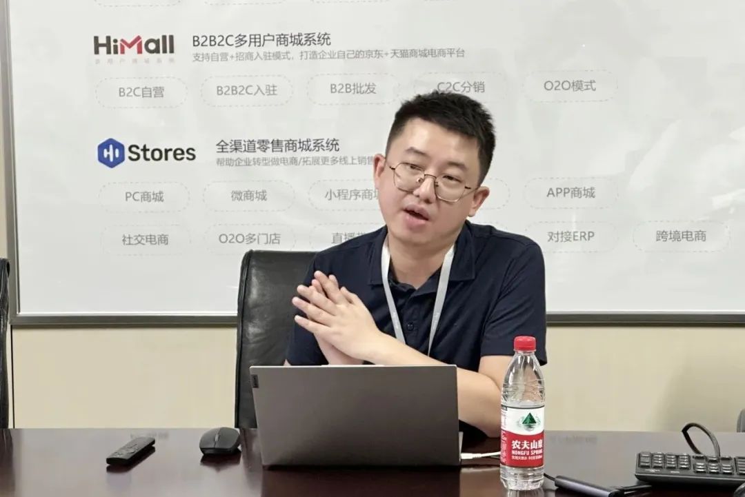 劲牌到访优米体育中心,共商健康品类白酒新发展!